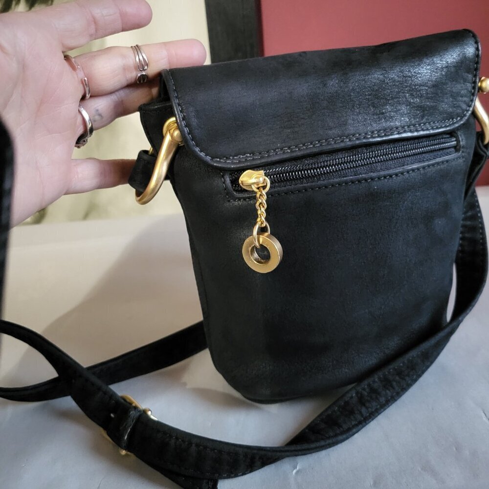 VINTAGE PARK AVENUE INTERNATIONAL BLACK LEATHER SUEDE CROSSBODY BAG - Picture 2 of 9